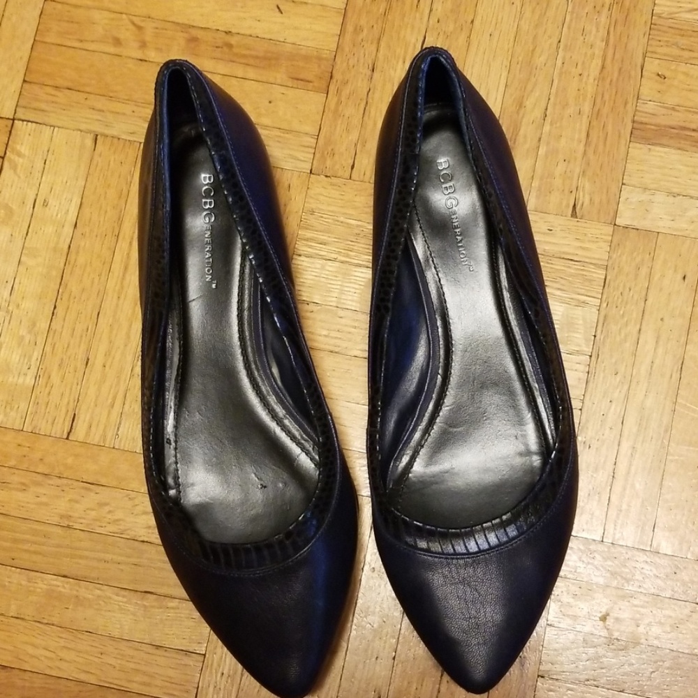 Bcbgeneration Black Flats. - image 1
